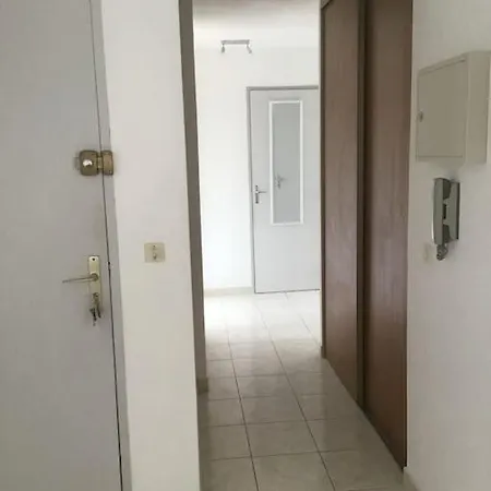 Location Proche * Англе