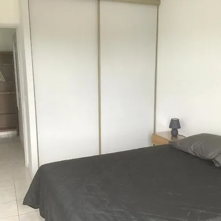 Location Proche Апартаменты